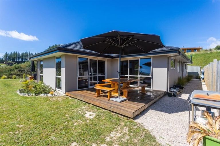 Photo of property in 15 Pineview Way, Motueka, 7196