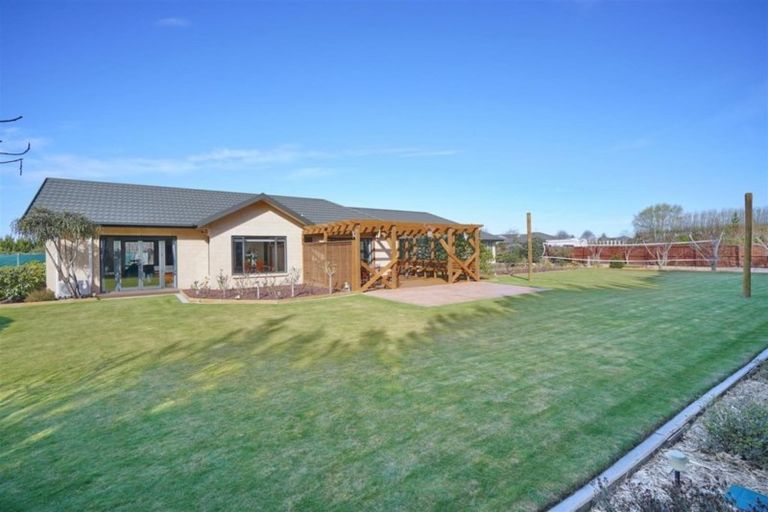 Photo of property in 3 Meadowcroft Lane, Harewood, Christchurch, 8051