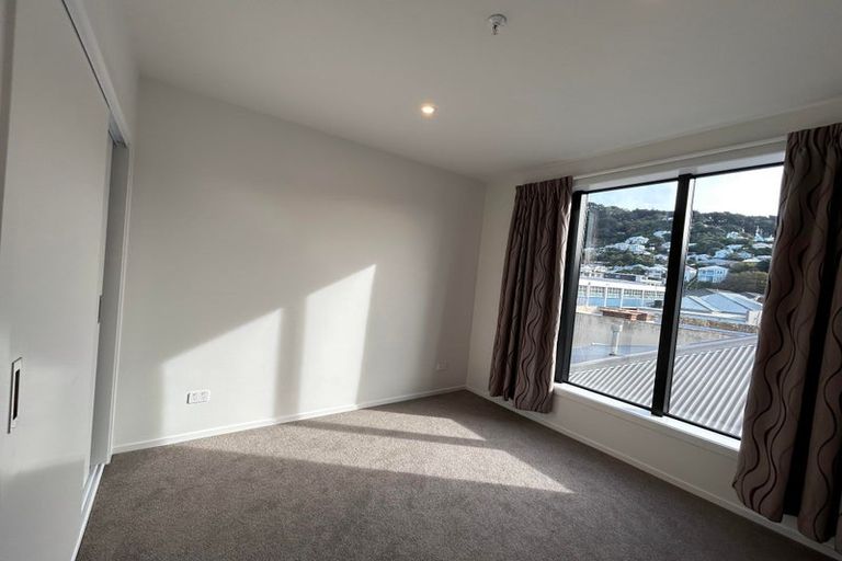 Photo of property in 201/2 Onepu Road, Kilbirnie, Wellington, 6022