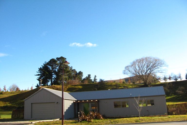 Photo of property in 15 Ada Place, Lake Hayes, Queenstown, 9304