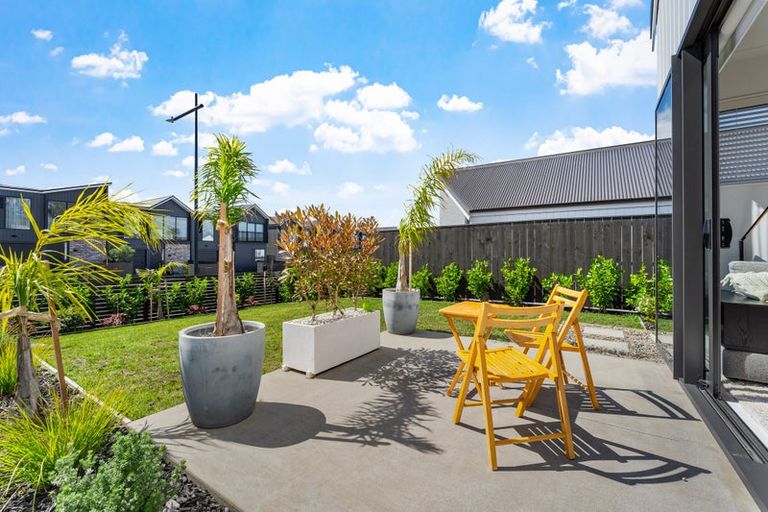 Photo of property in 33 Cambie Avenue, Red Beach, 0932