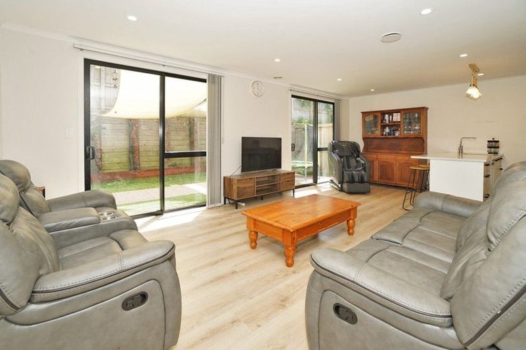 Photo of property in 24 Mistry Place, Harrowfield, Hamilton, 3210