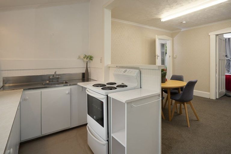 Photo of property in 1 Examiner Street, Nelson, 7010