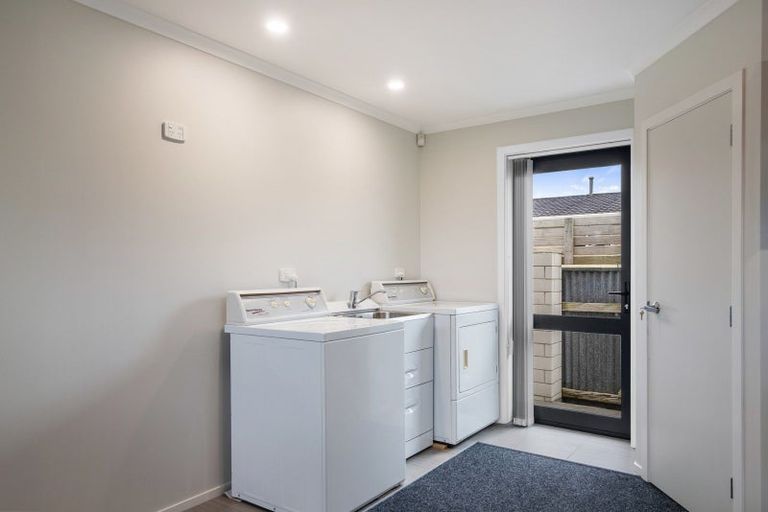 Photo of property in 162b Winchester Street, Levin, 5510