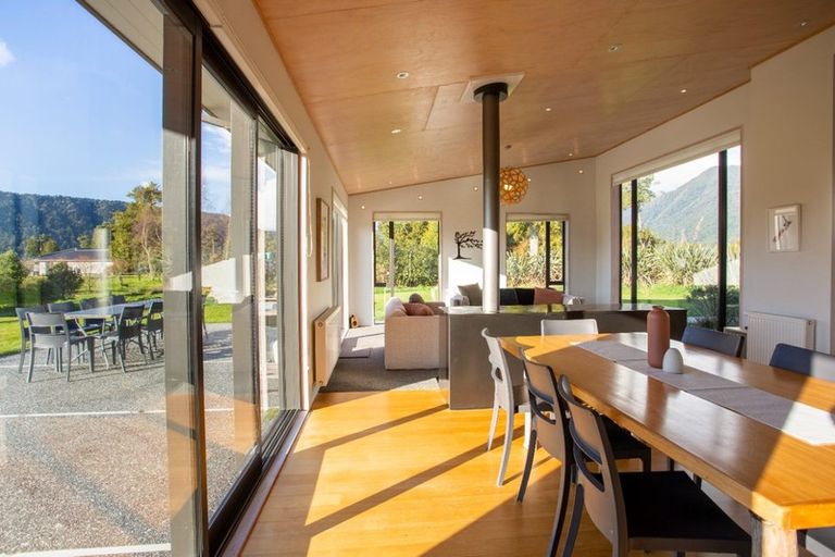 Photo of property in 7 Williams Drive, Fox Glacier, 7886