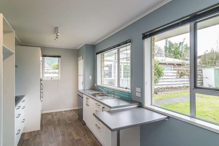 Photo of property in 26b Matai Street, Waikanae, 5036