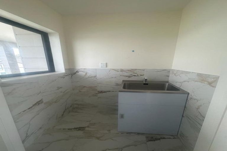 Photo of property in 309 Great South Road, Manurewa, Auckland, 2102