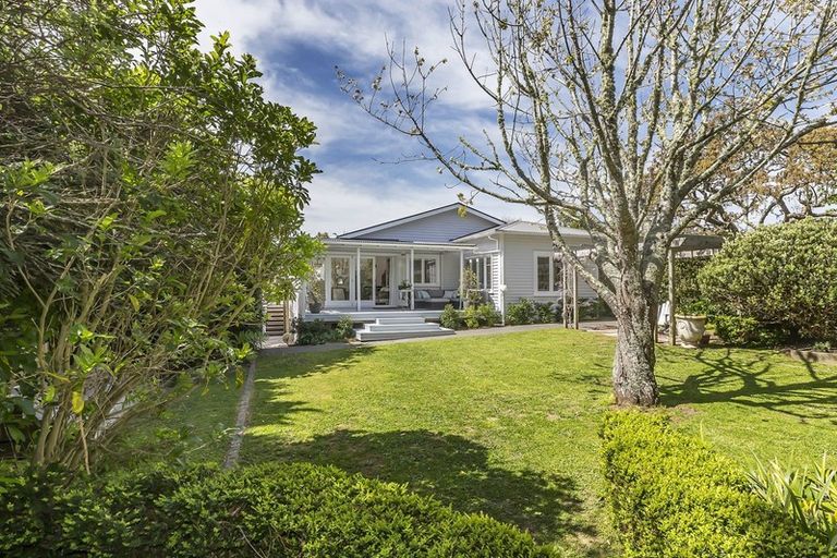 Photo of property in 22 Ngatoto Street, Ngaio, Wellington, 6035