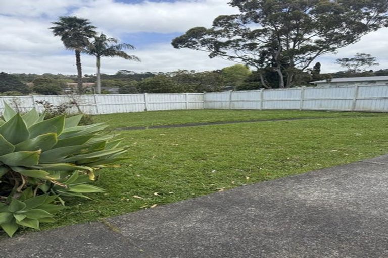 Photo of property in 43 Hilling Street, Titirangi, Auckland, 0604