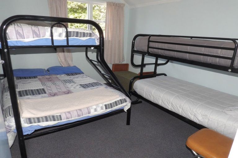 Photo of property in 1 Spiers Street, Kakanui, Oamaru, 9495