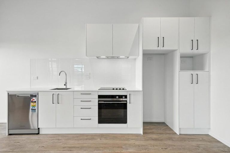 Photo of property in 3 Hunia Place, Hei Hei, Christchurch, 8042