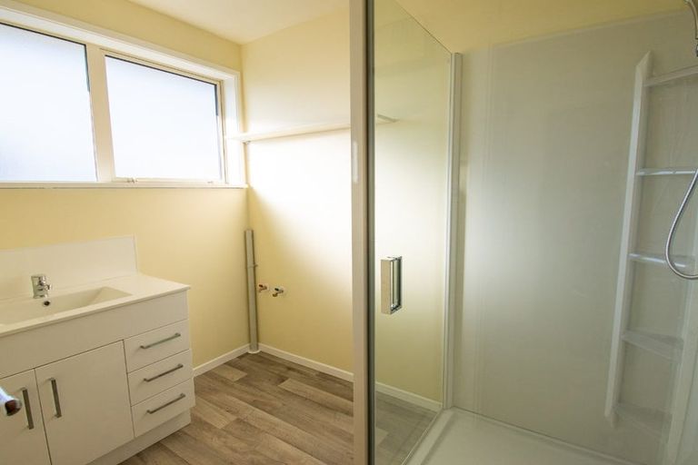 Photo of property in 4/12 Field Terrace, Upper Riccarton, Christchurch, 8041