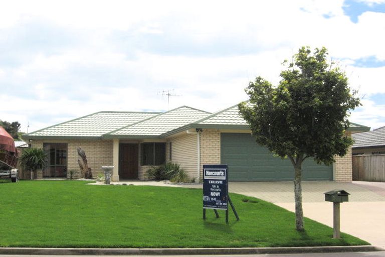 Photo of property in 3 Peregrine Place, Welcome Bay, Tauranga, 3112