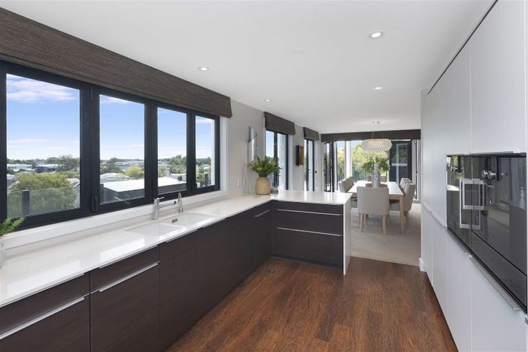 Photo of property in 50i Carlton Mill Road, Merivale, Christchurch, 8014