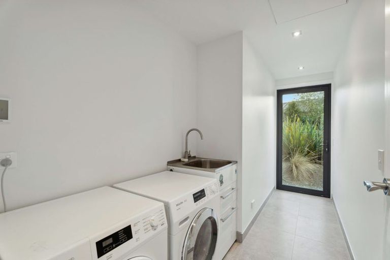 Photo of property in 54 Jacks Point Rise, Jacks Point, Queenstown, 9371