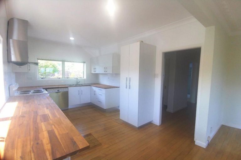 Photo of property in 2 Kelvyn Grove, Manurewa, Auckland, 2102