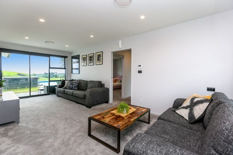 Photo of property in 588 Barrett Road, Hurworth, New Plymouth, 4371