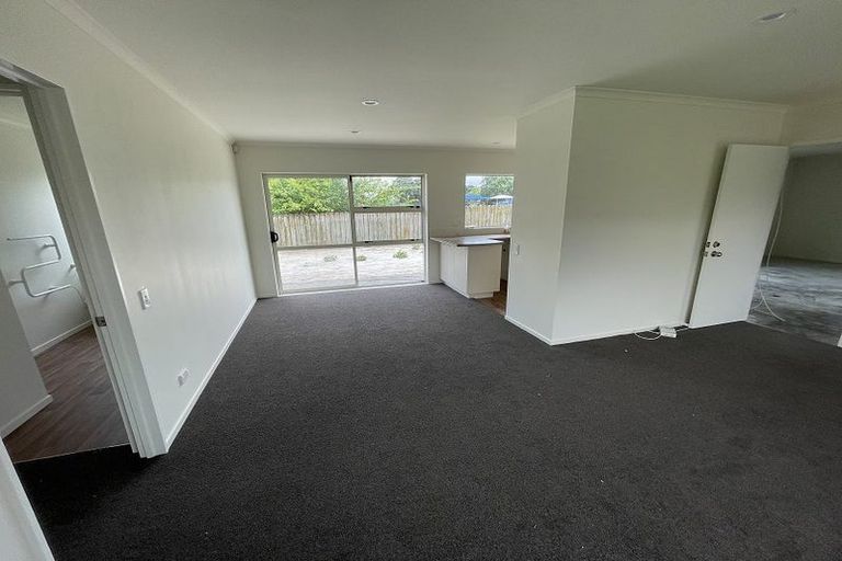 Photo of property in 54 Montilla Place, Manurewa, Auckland, 2102