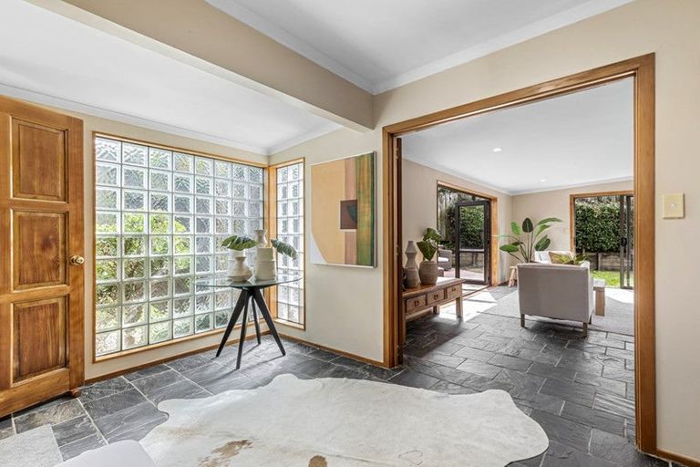 Photo of property in 557 Beach Road, Murrays Bay, Auckland, 0630