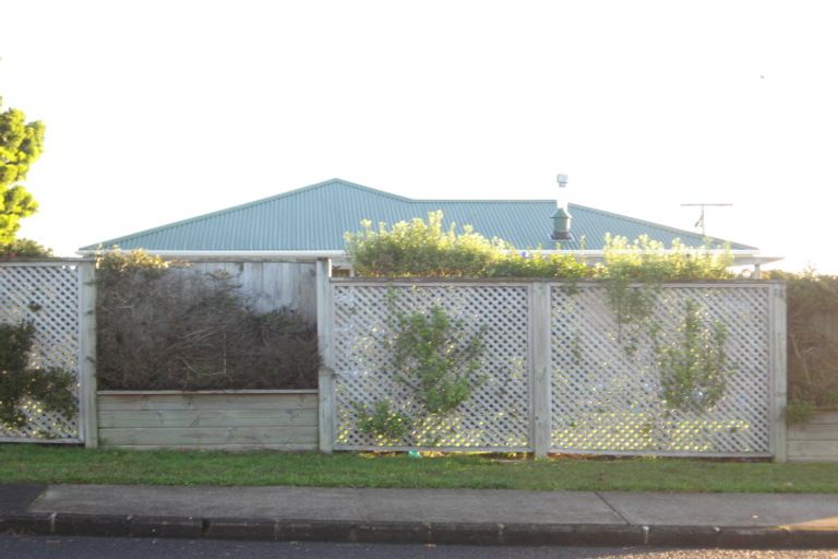 Photo of property in 17a Rothery Road, Hillpark, Auckland, 2102