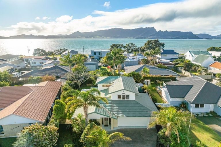 Photo of property in 22 Bermuda Place, One Tree Point, 0118