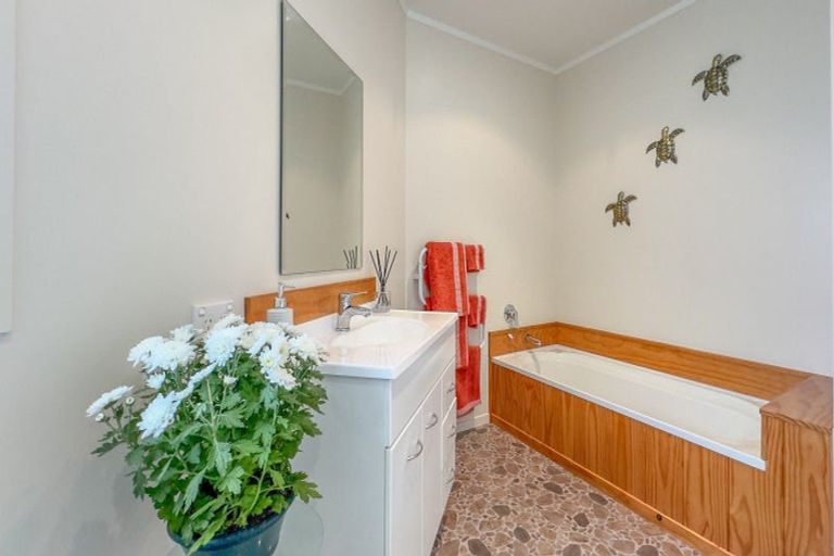 Photo of property in 81 Gumtown Road, Turua, Thames, 3574