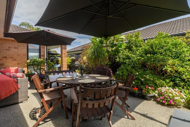 Photo of property in 46 Carrington Drive, Papamoa Beach, Papamoa, 3118