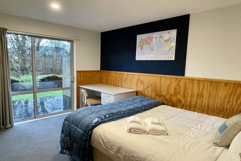 Photo of property in 11 Athol Terrace, Upper Riccarton, Christchurch, 8041