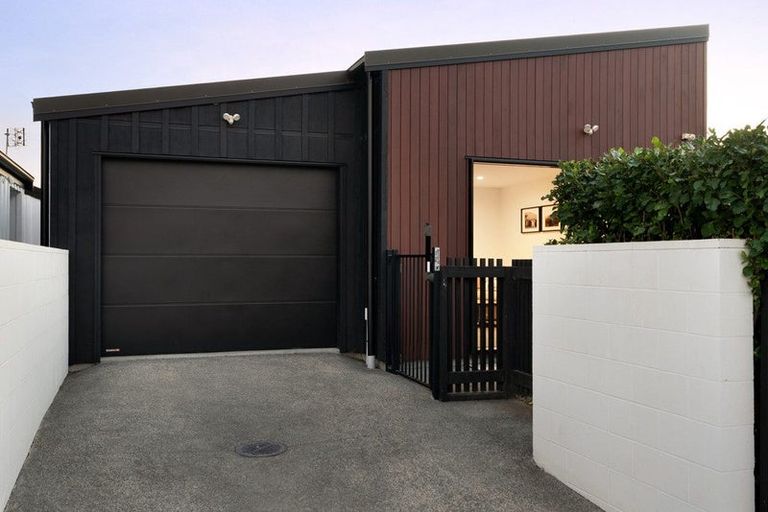 Photo of property in 24 Dignity Street, Papakura, 2110