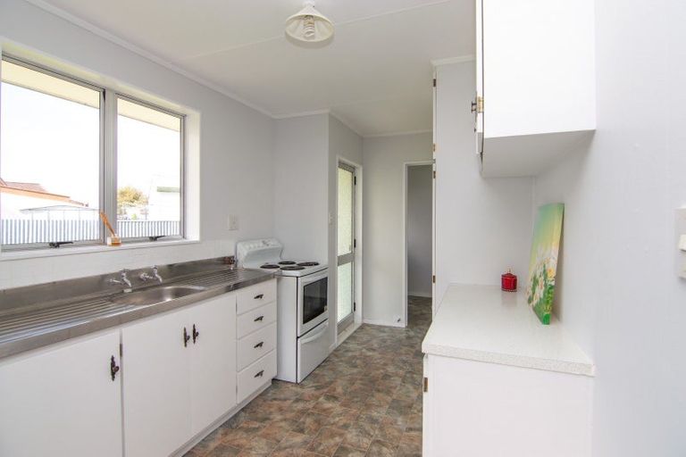 Photo of property in 19 Bendigo Street, Cloverlea, Palmerston North, 4412