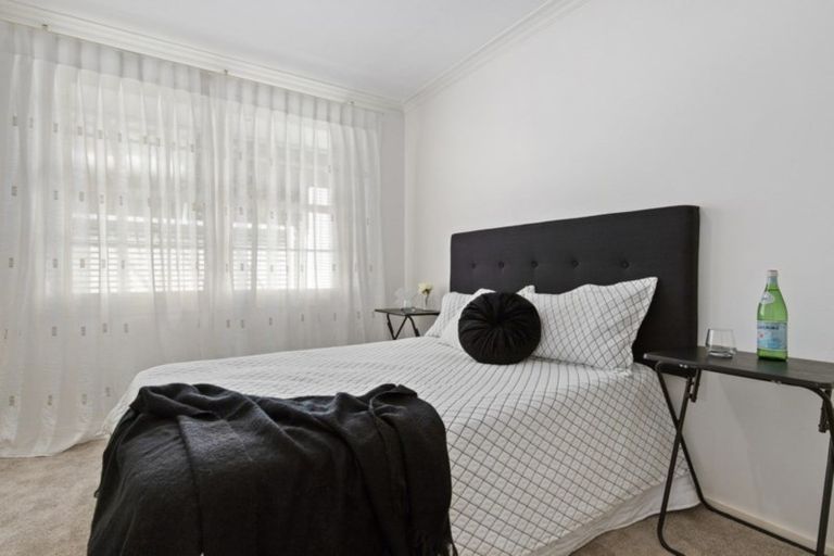 Photo of property in 16 Tainui Street, Frankton, Hamilton, 3204