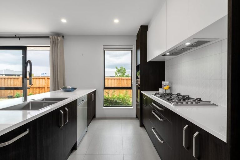 Photo of property in 18 Lovelock Avenue, Rolleston, 7615