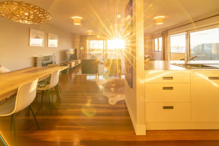 Photo of property in 121 The Parade, Paekakariki, 5034