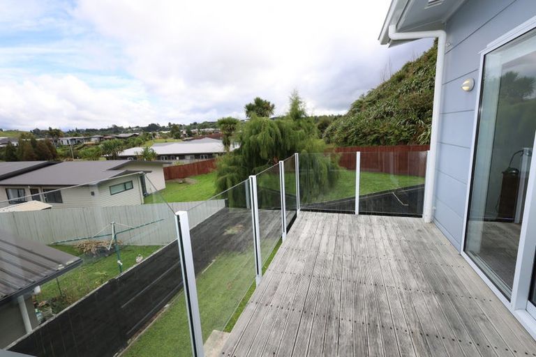 Photo of property in 5 Furl Close, Pyes Pa, Tauranga, 3112