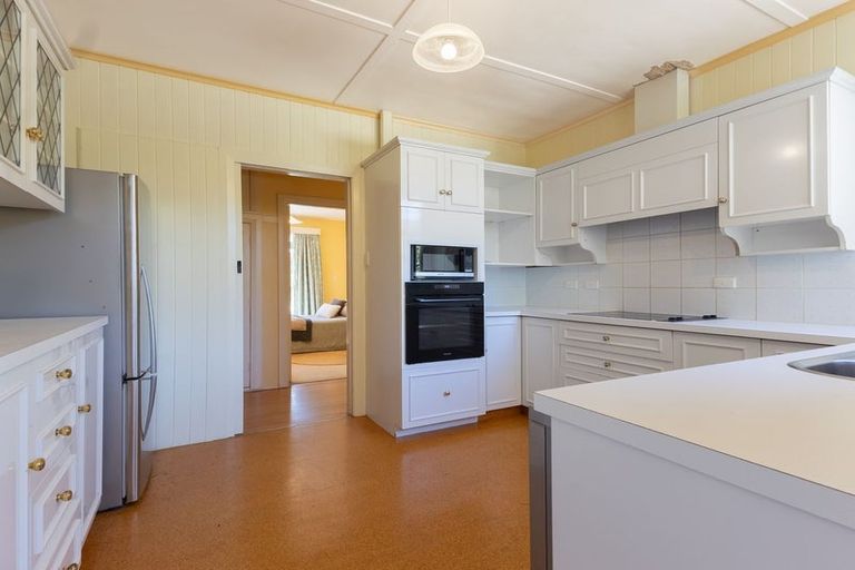 Photo of property in 3 Arthur Street, Paraparaumu Beach, Paraparaumu, 5032