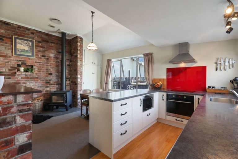 Photo of property in 1/16 Somerfield Street, Somerfield, Christchurch, 8024