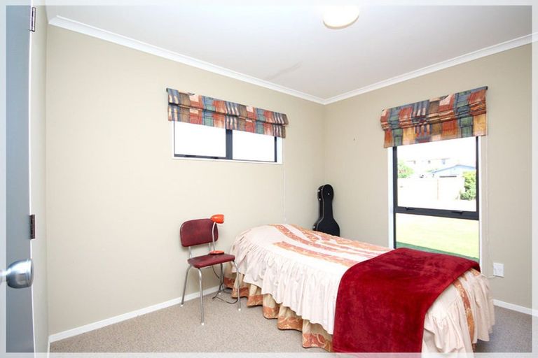Photo of property in 4 Low Avenue, Foxton Beach, Foxton, 4815