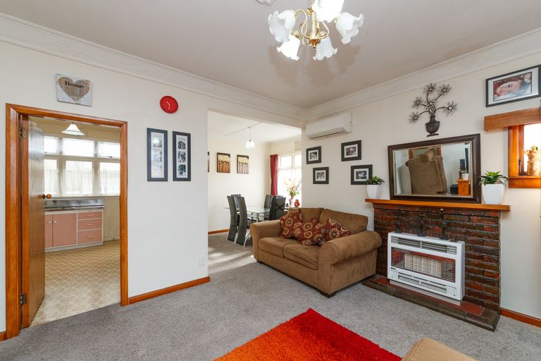 Photo of property in 3 Rata Street, Roslyn, Palmerston North, 4414