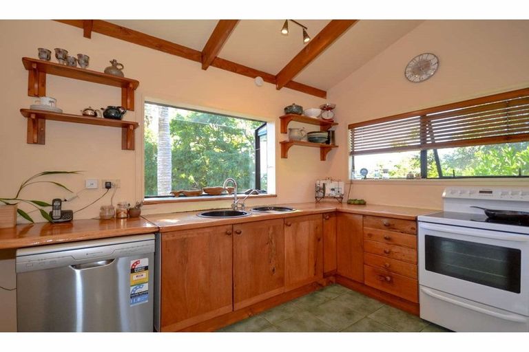 Photo of property in 887 Waimate Road North, Waimate North, Kerikeri, 0293