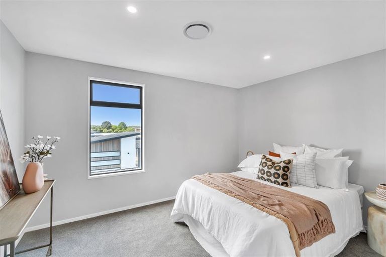 Photo of property in 33 Frank Ernest Crescent, Prebbleton, 7604