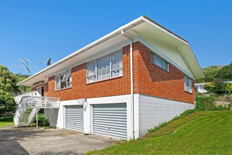 Photo of property in 29 Seddon Crescent, Whataupoko, Gisborne, 4010