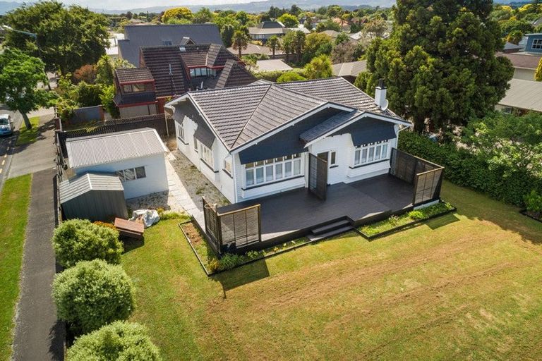 Photo of property in 201 Fitzherbert Avenue, West End, Palmerston North, 4410