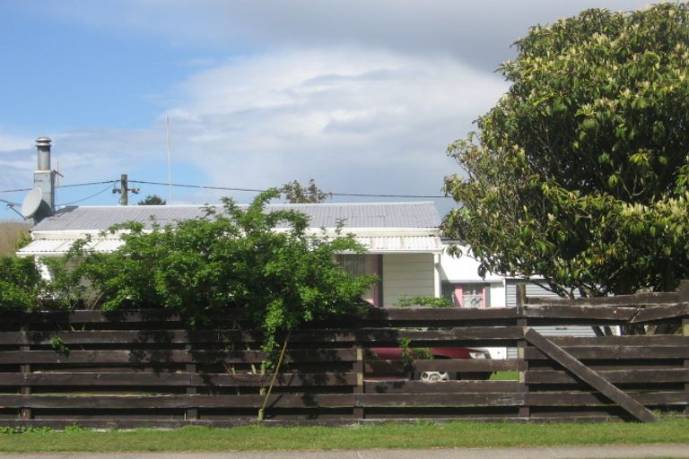 Photo of property in 8 Rangatira Drive, Mangakino, 3421