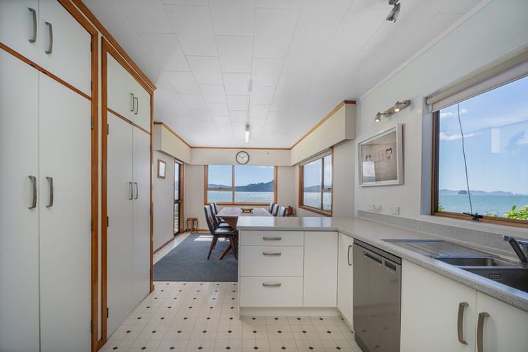 Photo of property in 83 Captain Cook Road, Cooks Beach, Whitianga, 3591