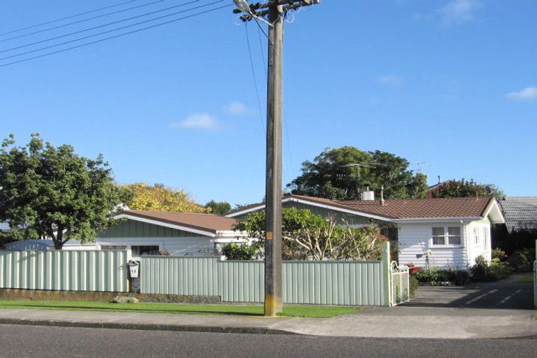 Photo of property in 53 Freemans Road, Otaki, 5512