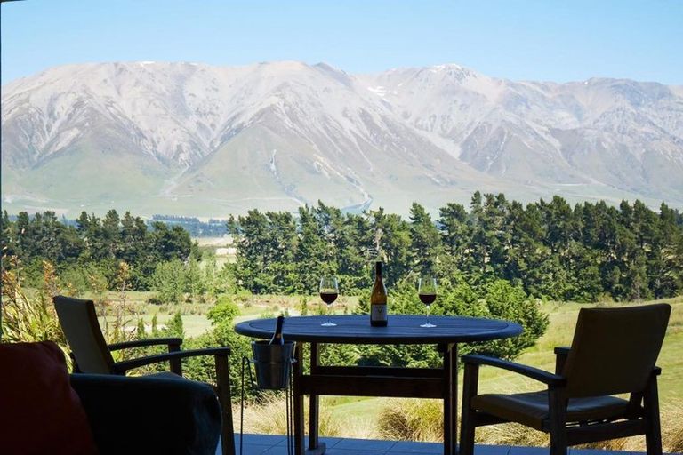 Photo of property in 623 Coleridge Road, Windwhistle, Hororata, 7572