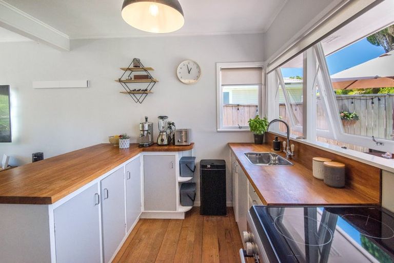 Photo of property in 2/36 Harley Close, Hauraki, Auckland, 0622