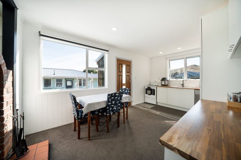 Photo of property in 33 Waihemo Street, Waitangirua, Porirua, 5024