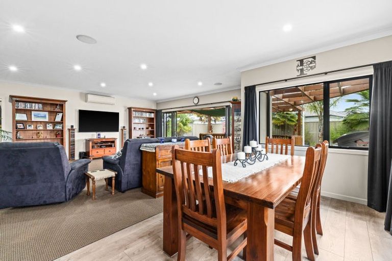 Photo of property in 6 Lowry Place, Frimley, Hastings, 4120