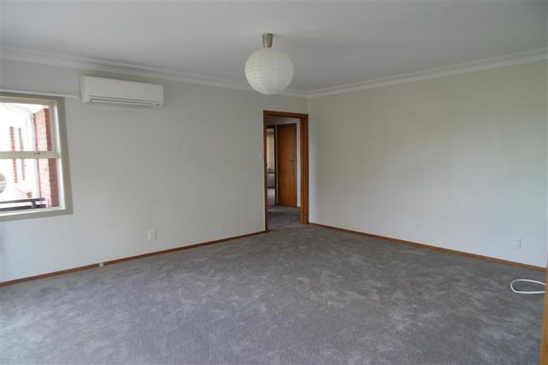 Photo of property in 23 Hyde Road, Rothesay Bay, Auckland, 0630